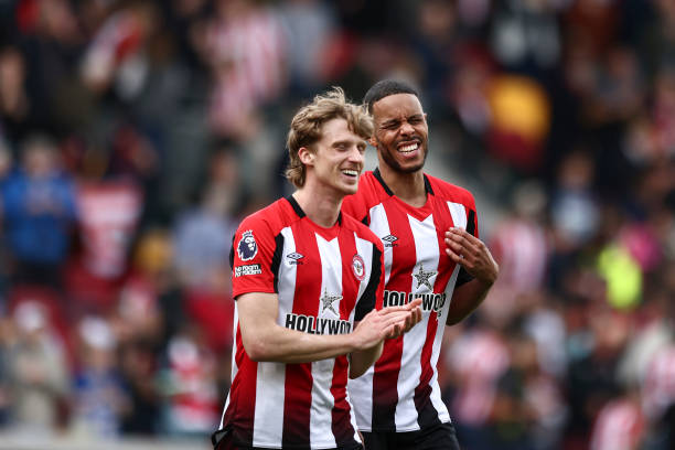 球迷们在每 球迷们在每